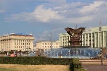 Bild des Unabhängikeitsplatzes in Minsk, Weißrussland